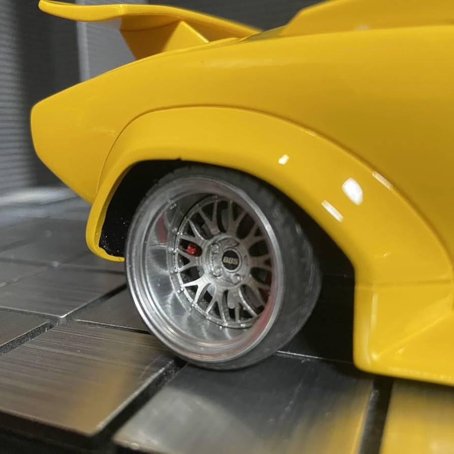GTスピリット1/18ランボルギーニカウンタックケーニッヒスペシャル(カスタム) Amazon | GT Spirit 1/18ランボルギーニ カウンタックケーニッヒ